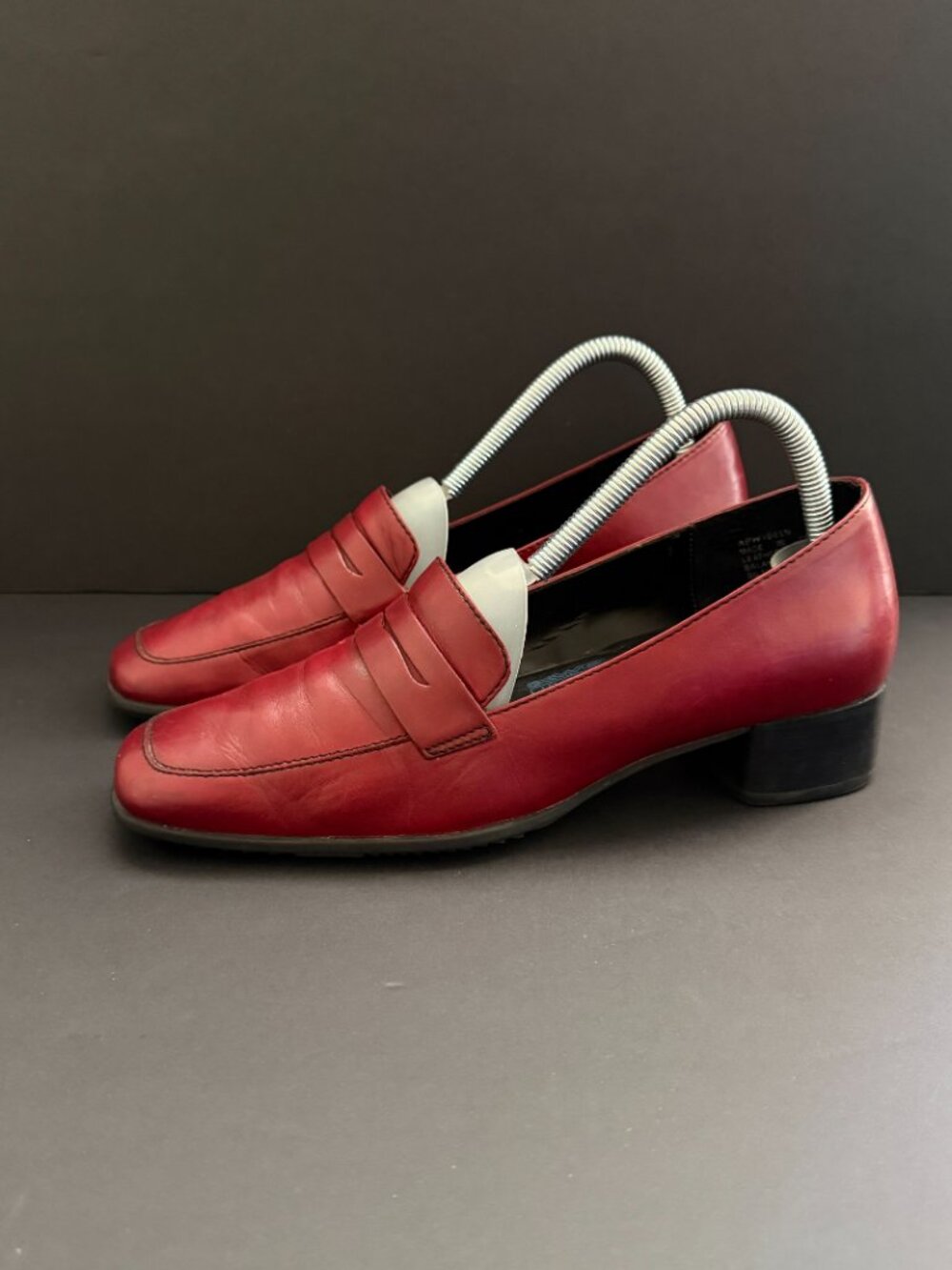 Rockport Womens Penny Loafer Shoes 8M Red Leather - Picture 2 of 9